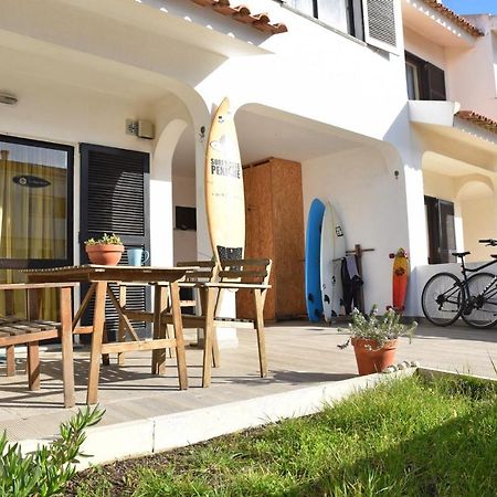 Surf House Peniche Vandrehjem Baleal Eksteriør billede