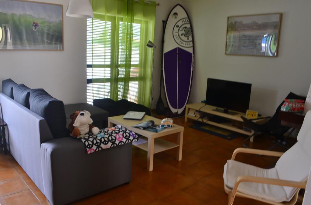 Surf House Peniche Vandrehjem Baleal Eksteriør billede